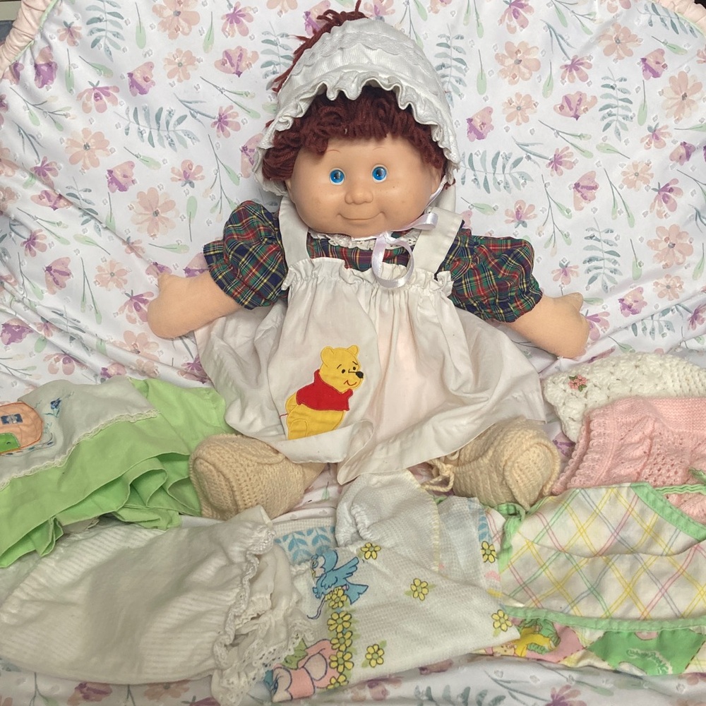 Vintage 1983 Blue-Box Kid Doll Red Hair Girl + clothes